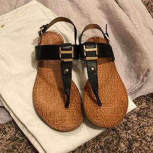 Tommy Hilfiger Black and Gold Sandal, Size 8